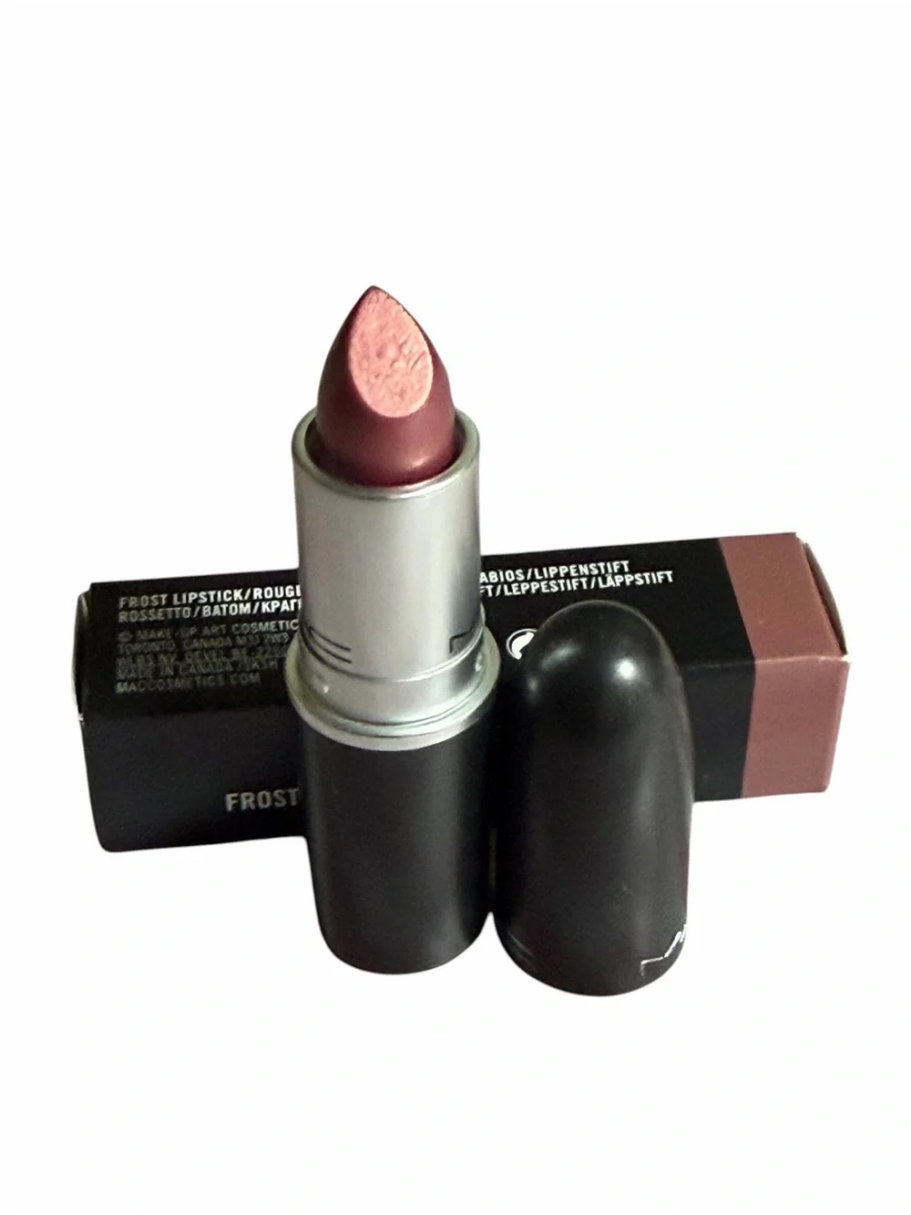 MAC Frost Lipstick in PLUM DANDY BNIB